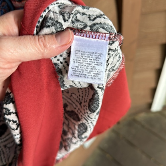 Akemi+Kin Anthropologie various print soft blouse size small - Picture 3 of 4